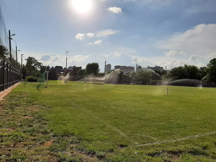 Фотография школы.